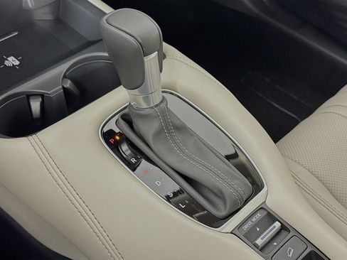 Certified 2025 Honda HR-V EX-L image 16