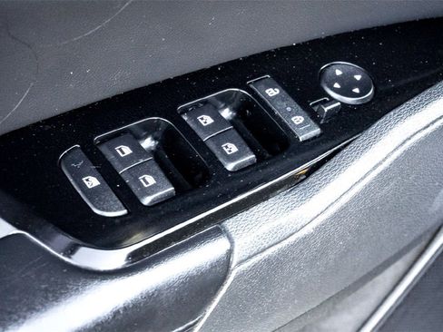 Used 2023 Kia Sportage EX image 11