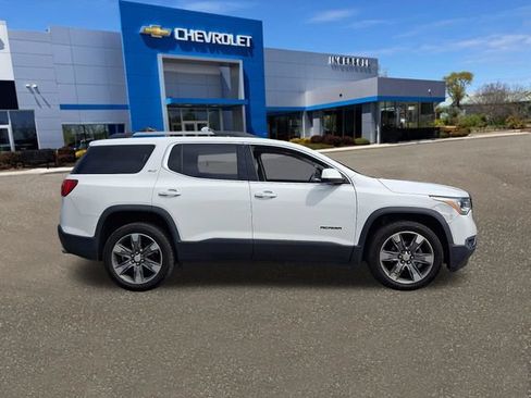 Used 2017 GMC Acadia SLT AWD/4WD image 26