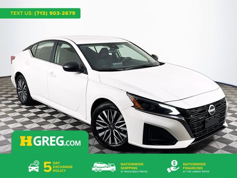 Used 2026 Nissan Altima 2.5 SV FWD image 1