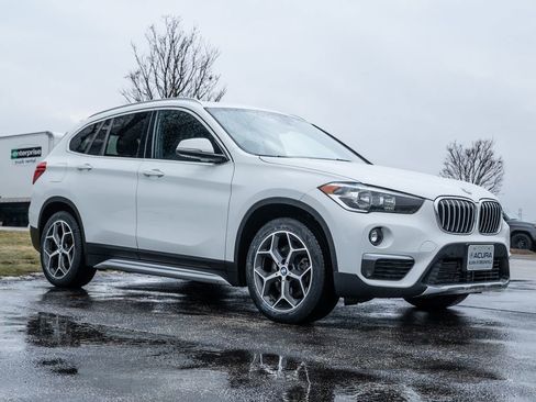 Used 2019 BMW X1 xDrive28i image 2