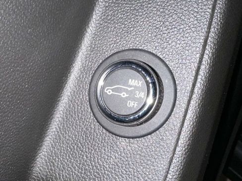 Used 2021 Chevrolet Traverse LT AWD/4WD image 20