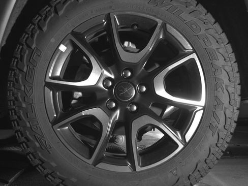 Used 2025 Jeep Compass Trailhawk image 14