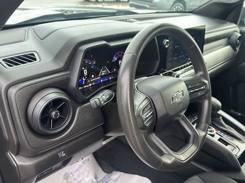 Used 2024 Chevrolet Colorado Trail Boss w/ Advanced Trailering Package image 18