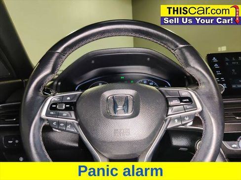 Used 2018 Honda Accord Sport image 15