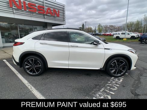 Used 2023 INFINITI QX55 Essential AWD/4WD image 2