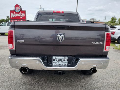 Used 2014 RAM 1500 Laramie w/ Convenience Group image 5