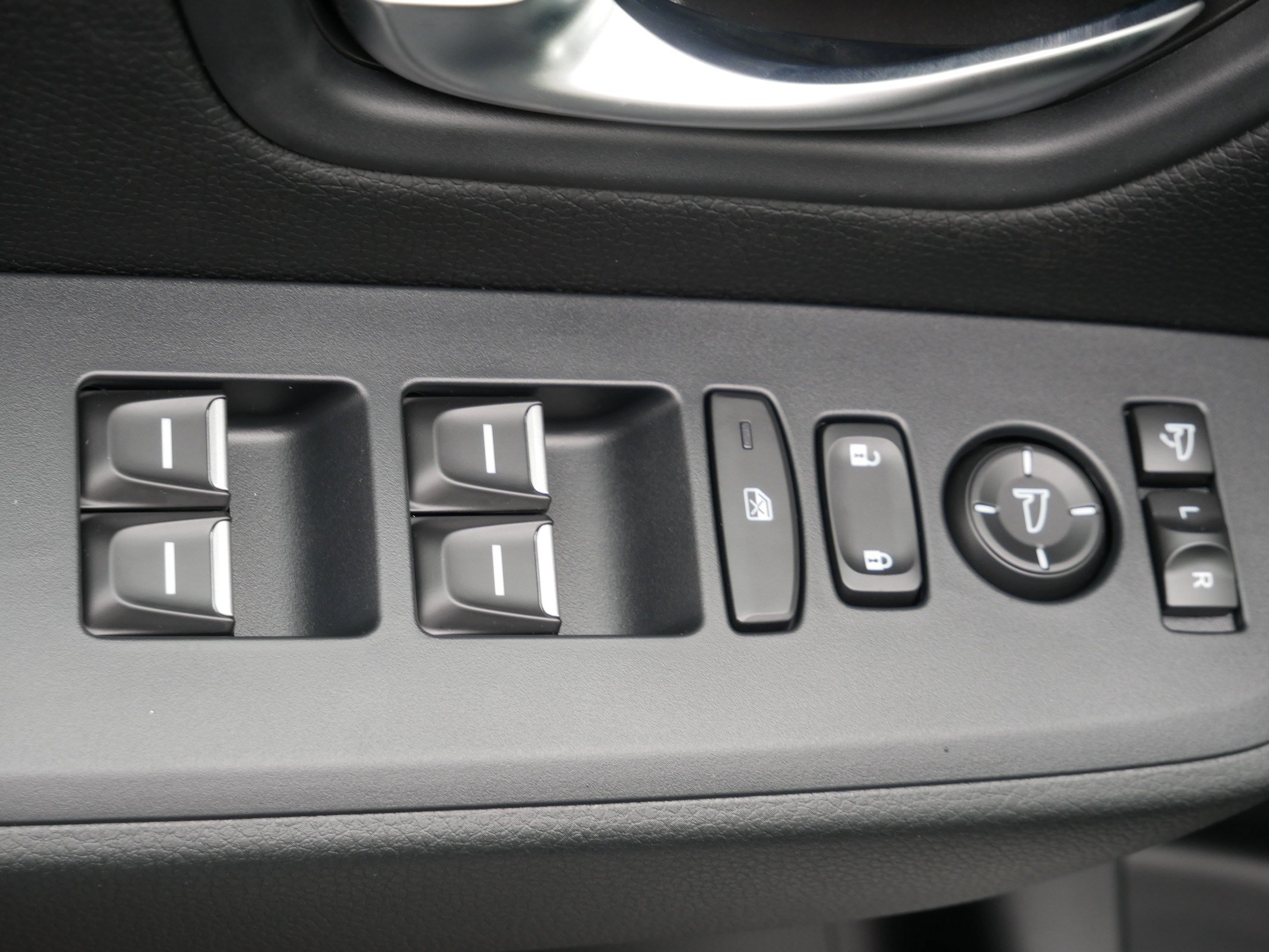 New 2026 Honda Pilot Black Edition image 15