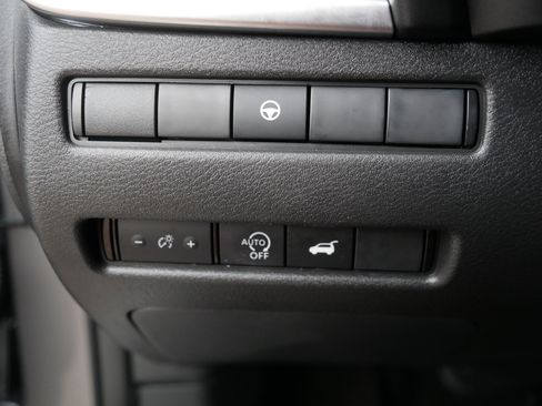 Certified 2023 Nissan Rogue SV w/ SV Premium B Package AWD/4WD image 26
