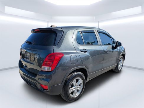 Used 2019 Chevrolet Trax LS image 3