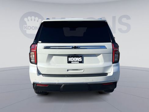 Used 2022 Chevrolet Tahoe LT w/ Luxury Package image 5