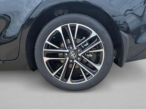 New 2026 Toyota Camry XLE image 11