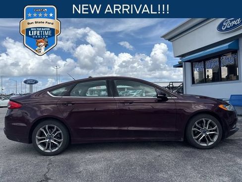 Used 2017 Ford Fusion SE w/ Equipment Group 201A AWD/4WD image 1