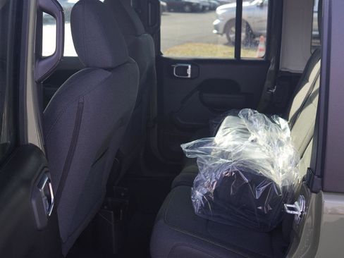 New 2026 Jeep Wrangler Sport S image 31