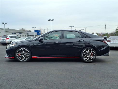 Used 2022 Hyundai Elantra N w/ Preferred Accessory Package image 2