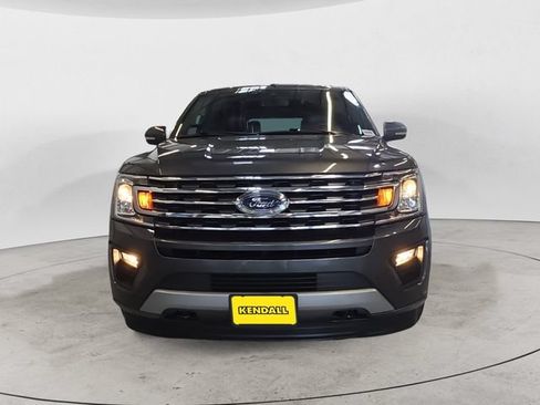 Used 2020 Ford Expedition XLT w/ Equipment Group 202A AWD/4WD image 2