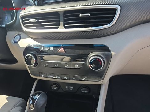 Used 2020 Hyundai Tucson Value FWD image 8
