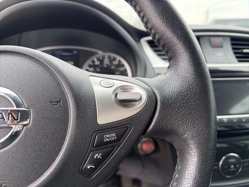 Used 2018 Nissan Sentra SV image 31