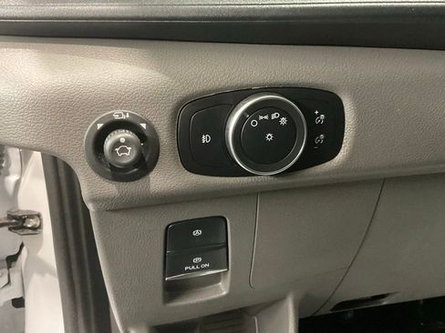 Used 2024 Ford Transit 350 XLT image 8