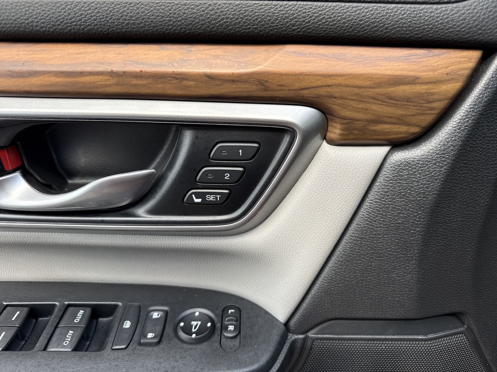 Used 2022 Honda CR-V EX-L image 18