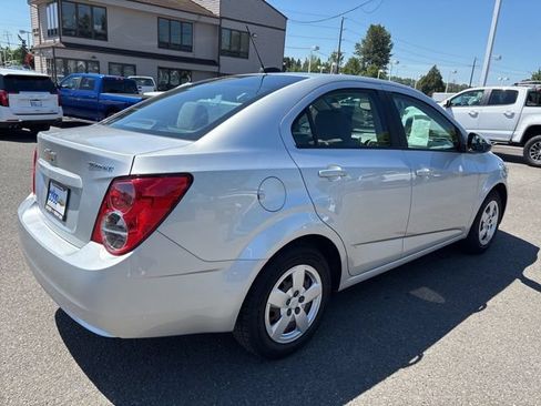Used 2016 Chevrolet Sonic LS FWD image 5