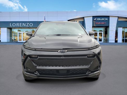 Used 2024 Chevrolet Equinox EV RS image 2