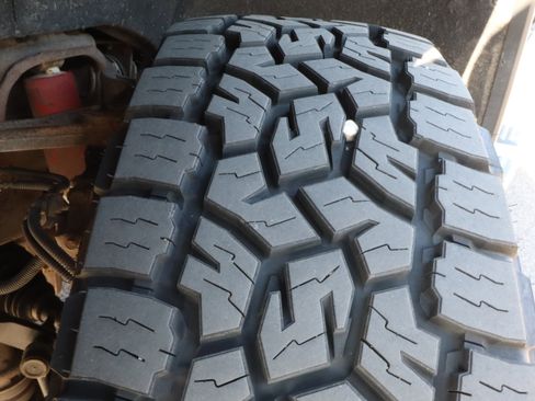 Used 2022 Chevrolet Silverado 2500 High Country w/ Safety Package II image 17