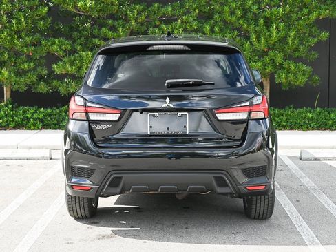 Used 2021 Mitsubishi Outlander Sport ES image 5