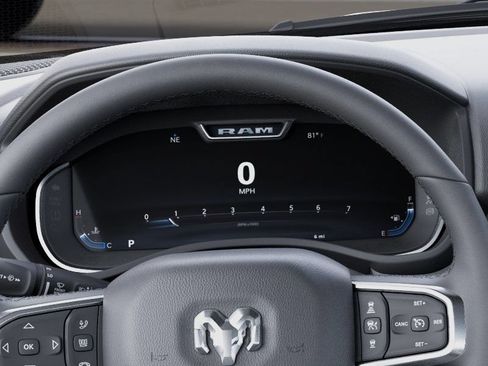 New 2026 RAM 1500 4x4 Crew Cab image 25