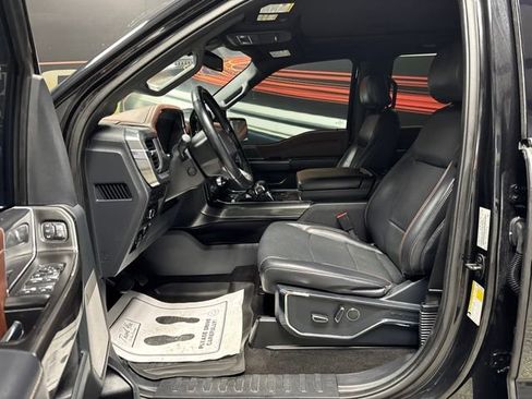 Used 2021 Ford F150 Lariat w/ Equipment Group 502A High AWD/4WD image 5
