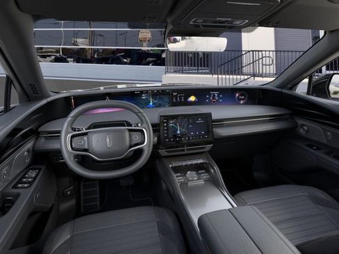 New 2025 Lincoln Nautilus Reserve w/ Jet Appearance Package image 9