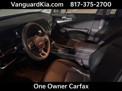 Certified 2024 Kia Sportage EX image 2