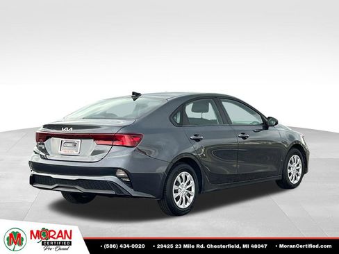 Used 2024 Kia Forte LX FWD image 5