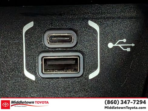 Used 2022 Jeep Compass Trailhawk AWD/4WD image 26