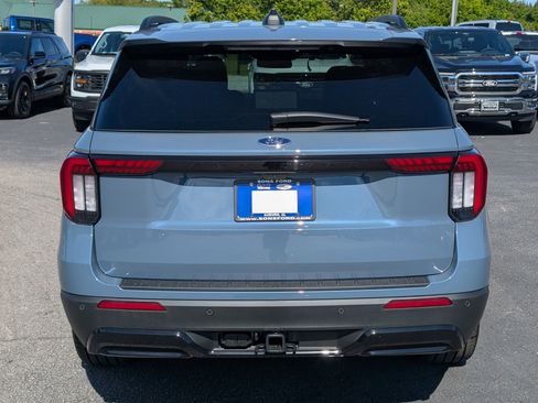 New 2026 Ford Explorer ST-Line RWD image 9