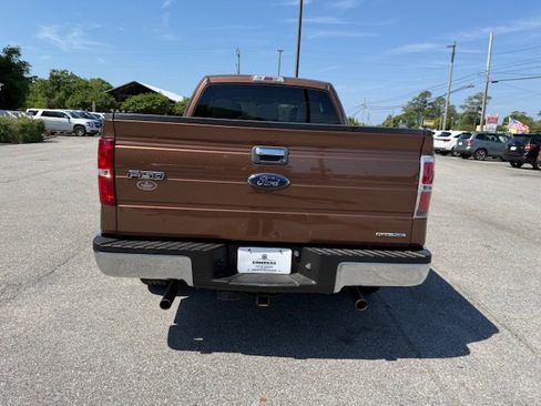 Used 2011 Ford F150 XLT w/ XLT Chrome Pkg image 3
