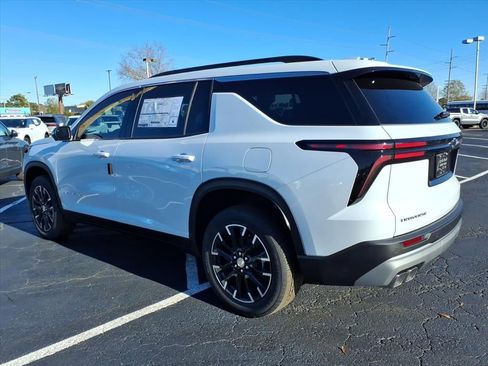 New 2026 Chevrolet Traverse LT w/ Sun and Wheel Package image 5