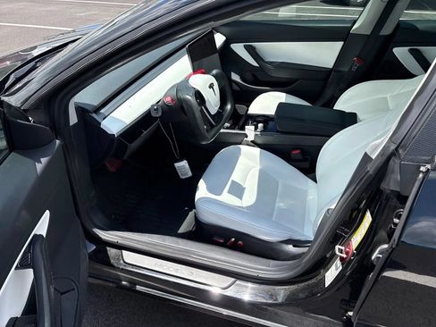 Used 2019 Tesla Model 3 Long Range AWD/4WD image 4