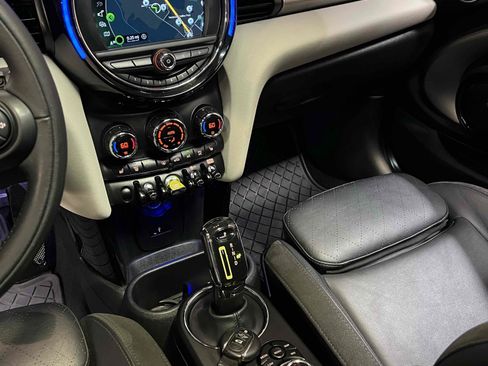 Used 2021 MINI Cooper SE w/ 6.5" Touchscreen Package FWD image 19