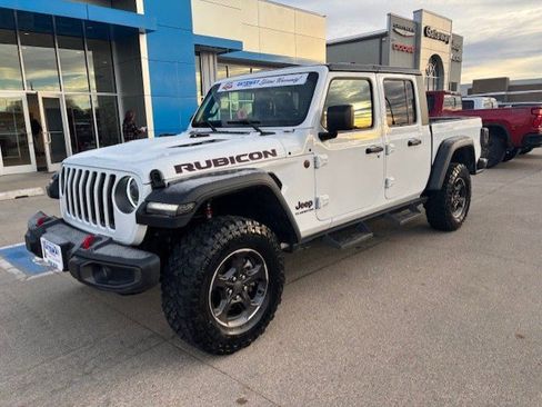 Used 2022 Jeep Gladiator Rubicon w/ Cold Weather Group image 2