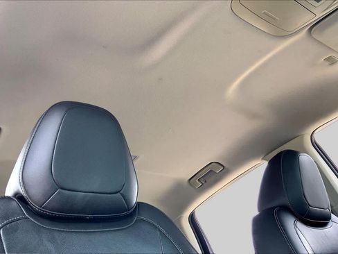 Used 2016 Chevrolet Colorado LT w/ Luxury Package, Chrome AWD/4WD image 14