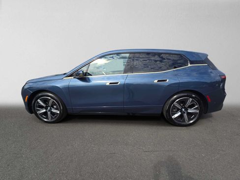 Used 2026 BMW iX xDrive60 w/ Executive Package AWD/4WD image 6