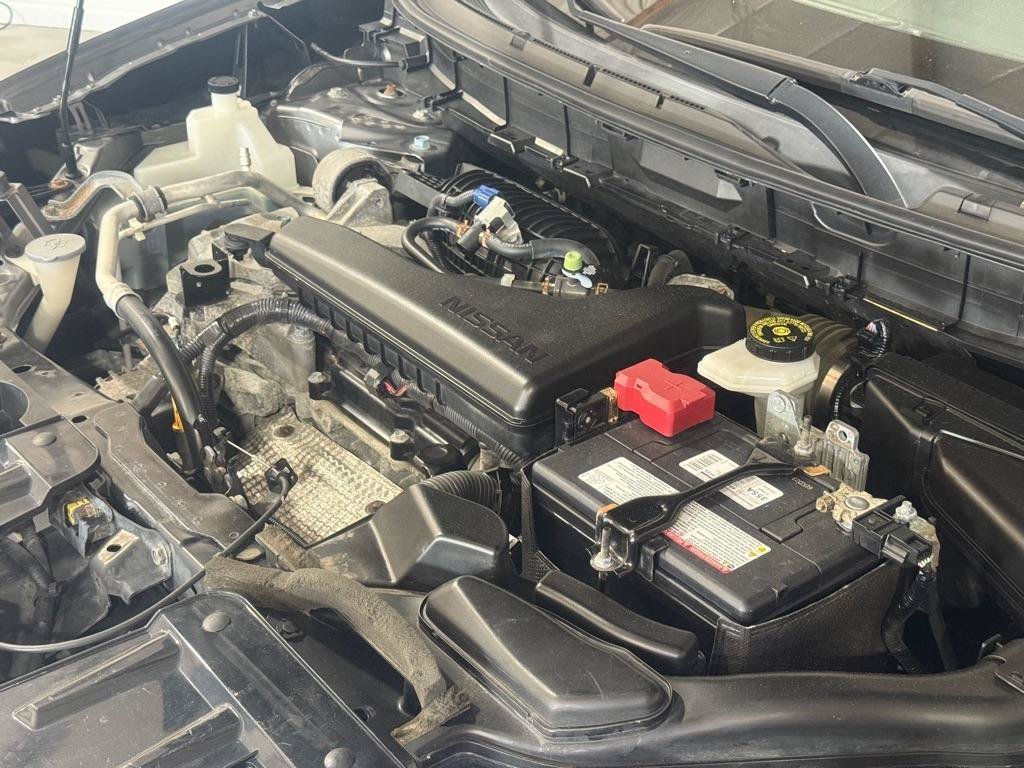 Used 2017 Nissan Rogue SV AWD/4WD image 39