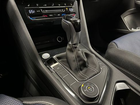 New 2026 Volkswagen Taos SEL AWD/4WD image 15