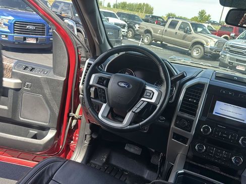Used 2019 Ford F350 Lariat w/ Lariat Ultimate Package AWD/4WD image 29
