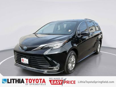Certified 2022 Toyota Sienna XLE w/ XLE Plus Package