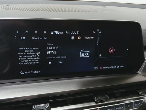 Used 2025 Kia Telluride S FWD image 25