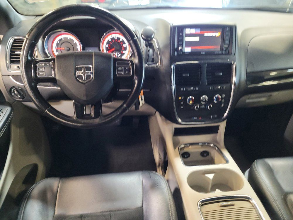 Used 2017 Dodge Grand Caravan SXT FWD image 22