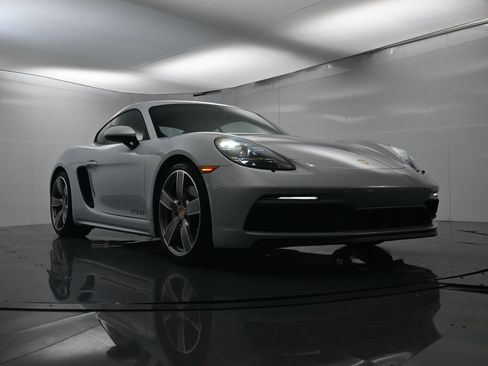 Used 2025 Porsche 718 Cayman GT4 image 50
