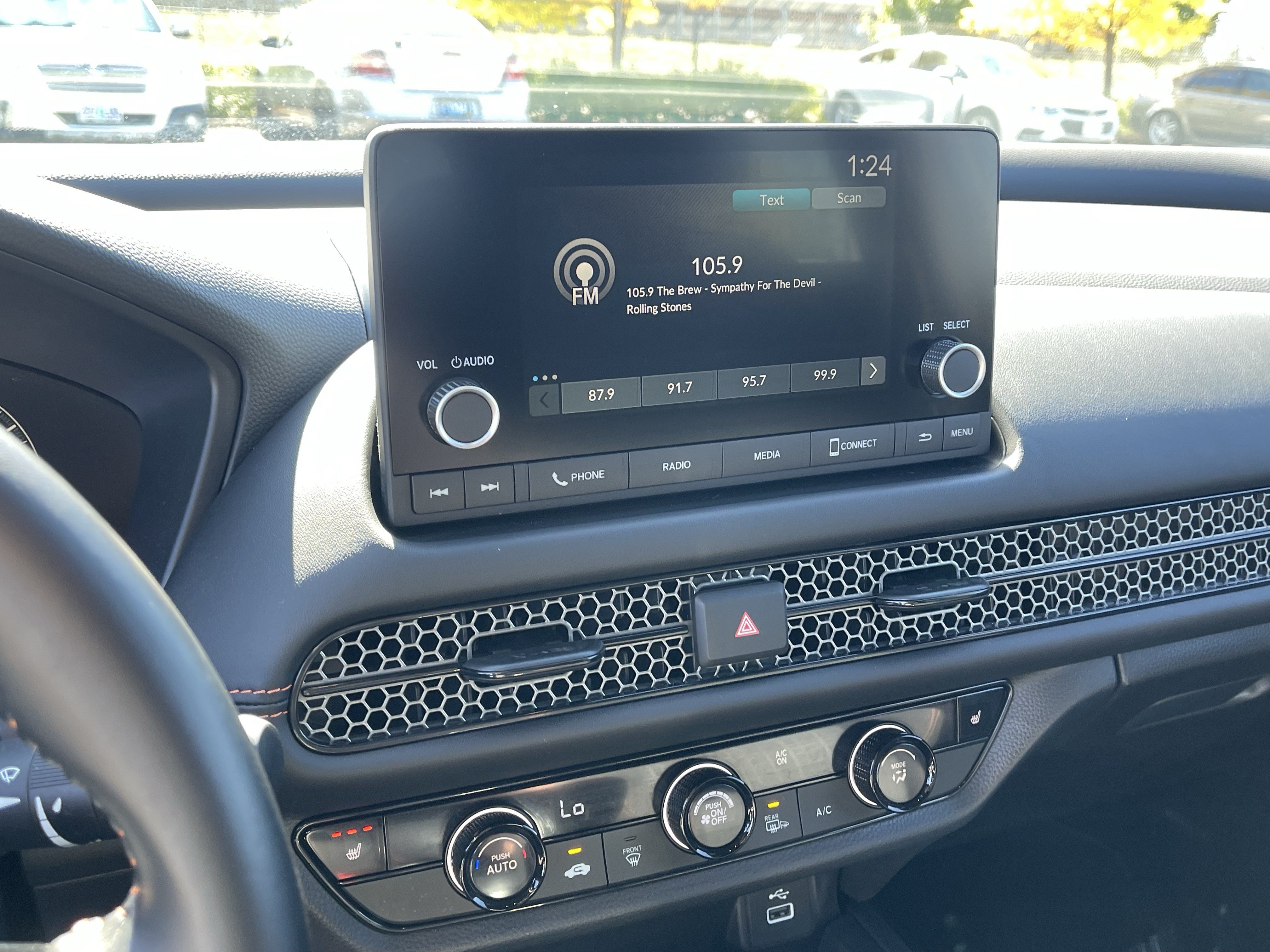 Used 2025 Honda HR-V Sport image 23